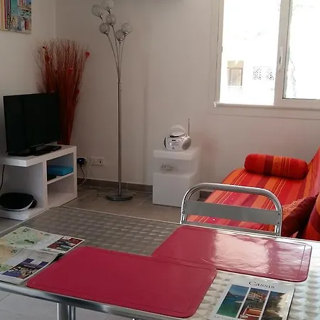 Bobnell Apartment Cassis