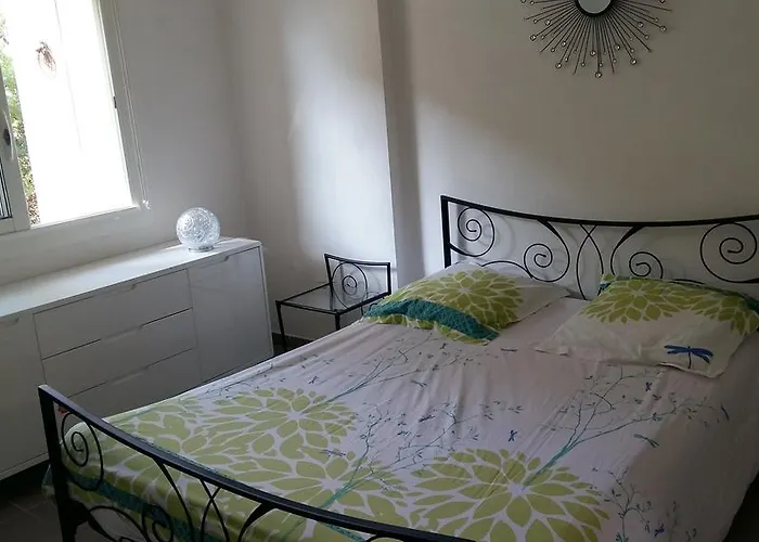 Bobnell Apartment